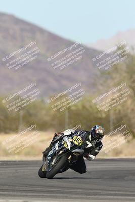 media/Nov-02-2025-CVMA (Sun) [[337aff29ab]]/Race 11-Amateur Supersport Open/